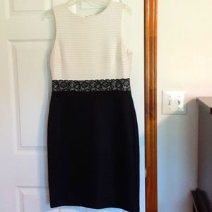 GUC- Black and White Dress